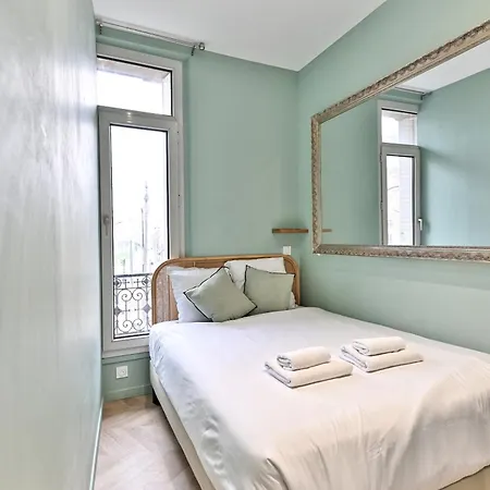 Proche Parc Monceau - Ii Apartment Paris